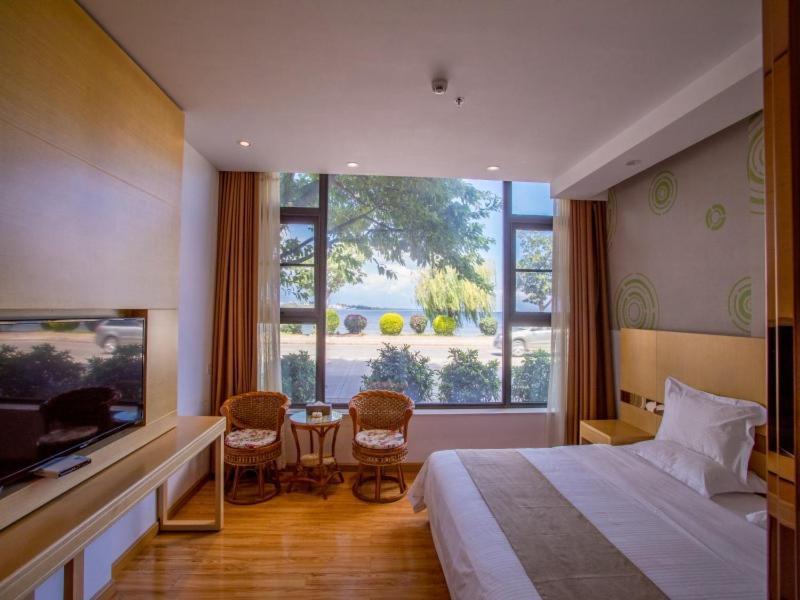 Greentree Inn Yunnan Dali Puhai Binhai Road Business Hotel Екстериор снимка
