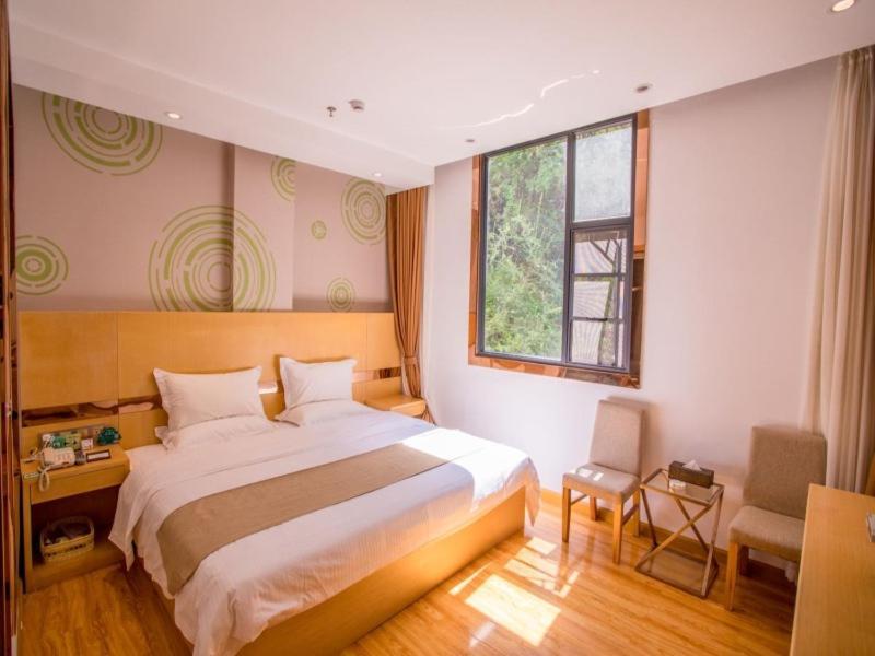 Greentree Inn Yunnan Dali Puhai Binhai Road Business Hotel Екстериор снимка